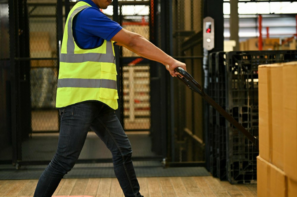 Unlock Your Career Potential with Online Manual Handling Courses in Ireland - Health and Safety Training UK