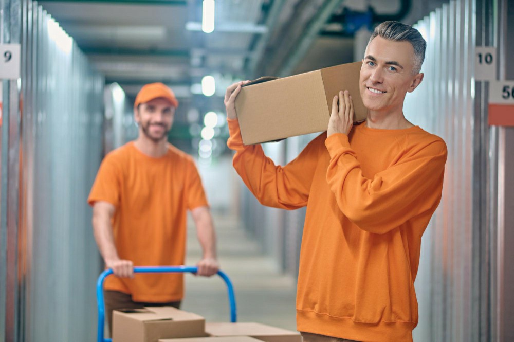 Enhance Workplace Safety: The Ultimate Manual Handling Course Online in Ireland - Health and Safety Training UK