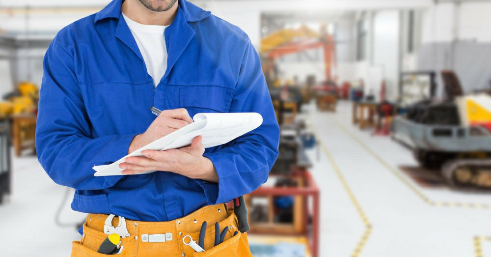 The Crucial Role of Manual Handling Industrial Training in Irish Workplaces - Health and Safety Training UK