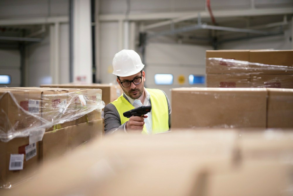 Enhancing Workplace Safety: Enroll in a SOLAS Manual Handling Course in Ireland - Health and Safety Training UK