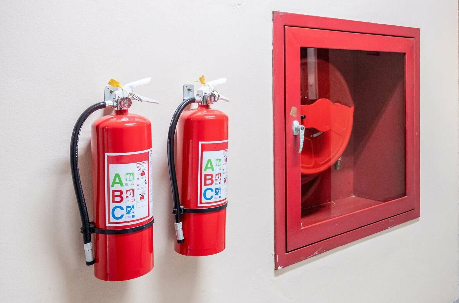 Strengthening Workplace Fire Safety: The Impact of Fire Warden and Fire Marshal Training in Ireland - Health and Safety Training UK