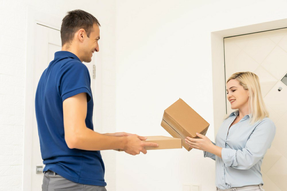 Transform Your Workplace Safety: Manual Handling Certification Online in Ireland - Health and Safety Training UK